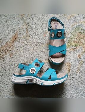 2000s Sandals BIONICA Size 8